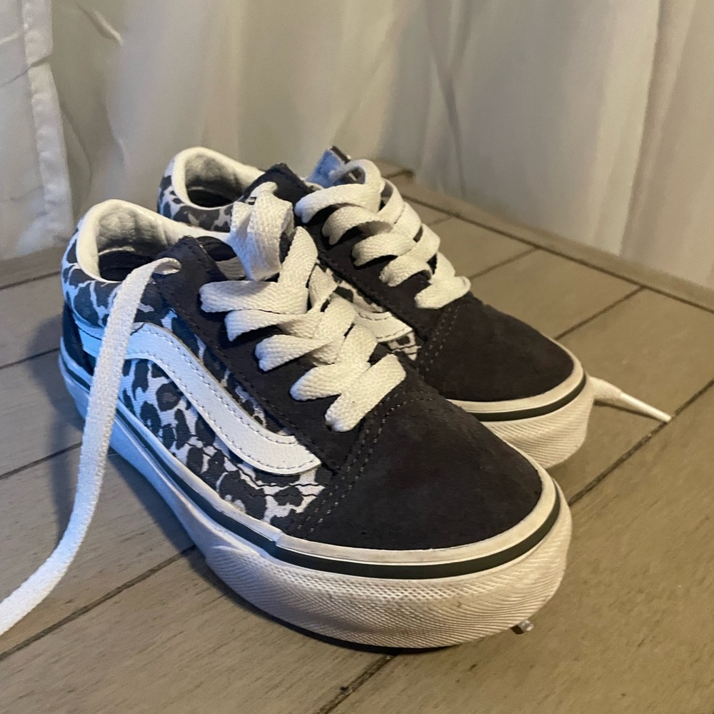 Vans- Girls Leopard Print- Size 11 (Toddler/Little Kid)